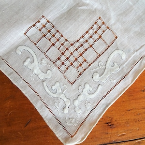 BEAUTIFUL Antique Hanky,Applique Hand Drawn Thread Work Lace Hankie,Lovely Wedding Bridal Hanky, Collectible Vintage Hankies