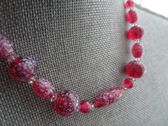 ANTIQUE Cranberry Art Glass Bead Necklace,Pretty … - image 2