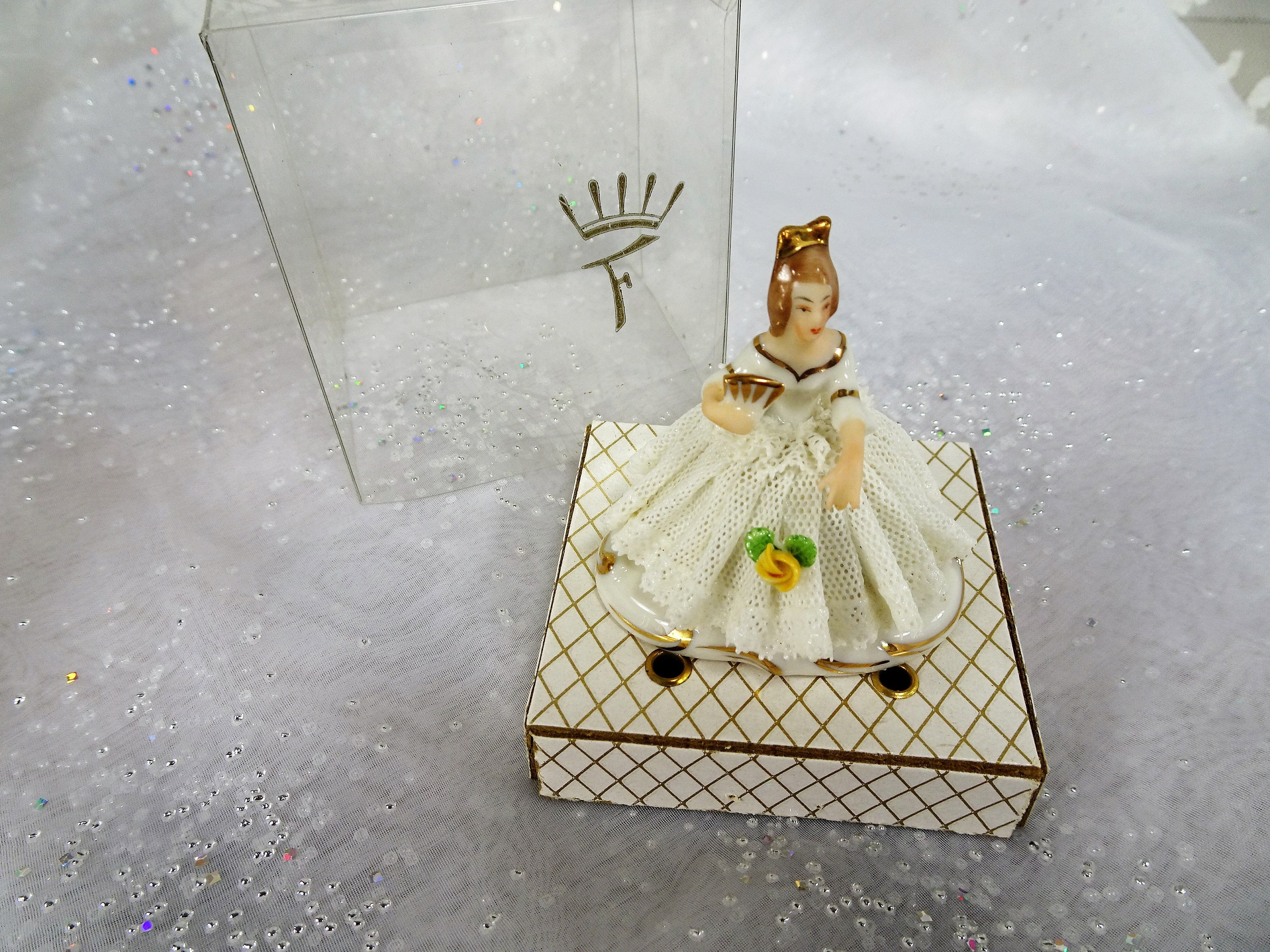 Dresden lace doll - Etsy 日本