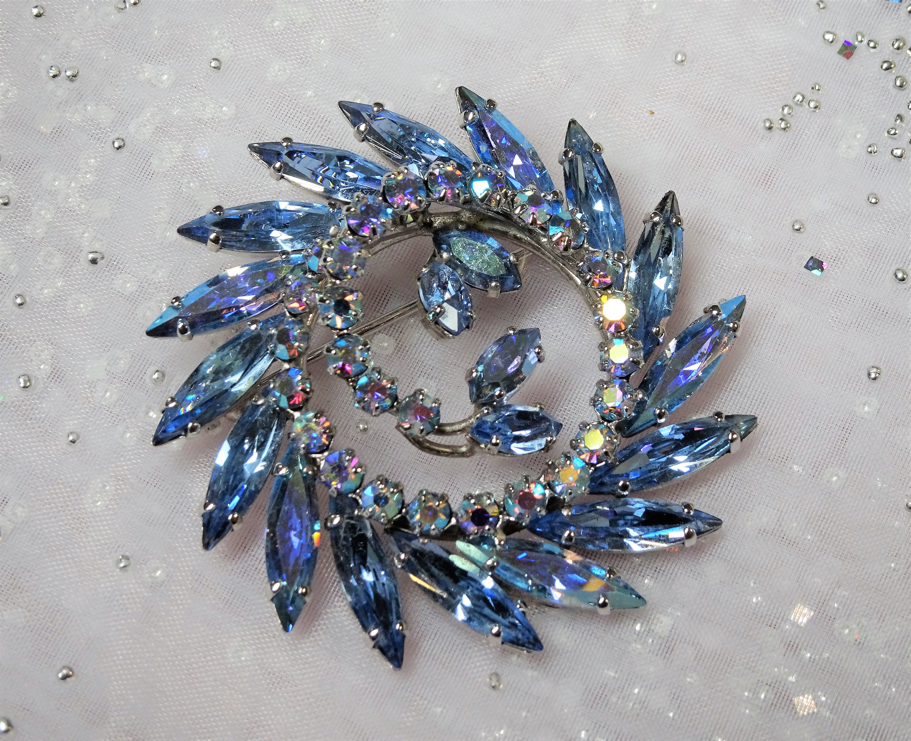 Vintage SHERMAN Signed Glittering Blue Rhinestones Brooch,Prong Set,Br – A  Vintage shop