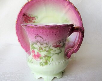 SÖT Antik Demitasse Kopp med Fat, Rosa och Krämfärgad Fotkopp, Samlarkoppar och Fat