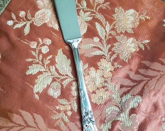 BEAUTIFUL Vintage White Orchid Pattern Silverplate Master Butter Knife Community Silver Plate, Oneida ,Gift Worthy Condition, Replacement
