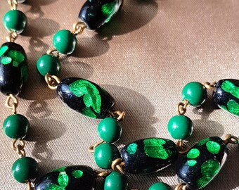 BEAUTIFUL Art Deco Czech Glass Bead Necklace, Art Glass Green and Black Beads, Day or Evening, Captivating Antique Necklace, Collectible