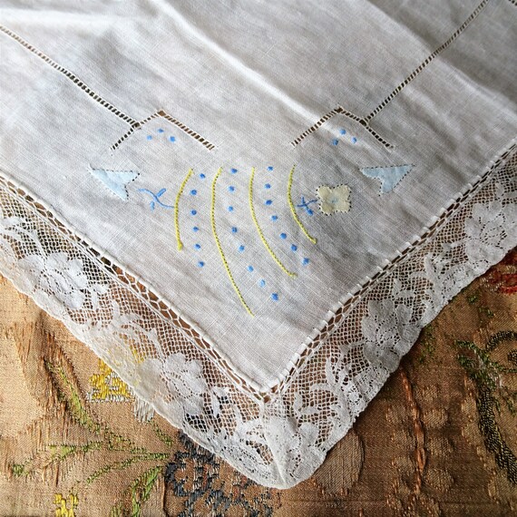 LOVELY Vintage Wedding Hanky, Art Deco Handkerchi… - image 2