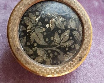 Antique Victorian THREAD BACK Button,Lovely Design,Antique Button Collection,Collectible Buttons, Buttons for Collectors, Antique Buttons