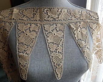 GORGEOUS Antique Mixed Lace Trim, Lovely Intricate Floral Pattern For Bridal,Flapper Dress,Heirloom Sewing,Collectible Antique Textiles