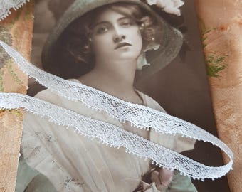 VINTAGE French DOLL Lace Trim, 46 Inches, Small Floral Pattern, Perfect For Heirloom Sewing, Dolls, Collectible Vintage Lace