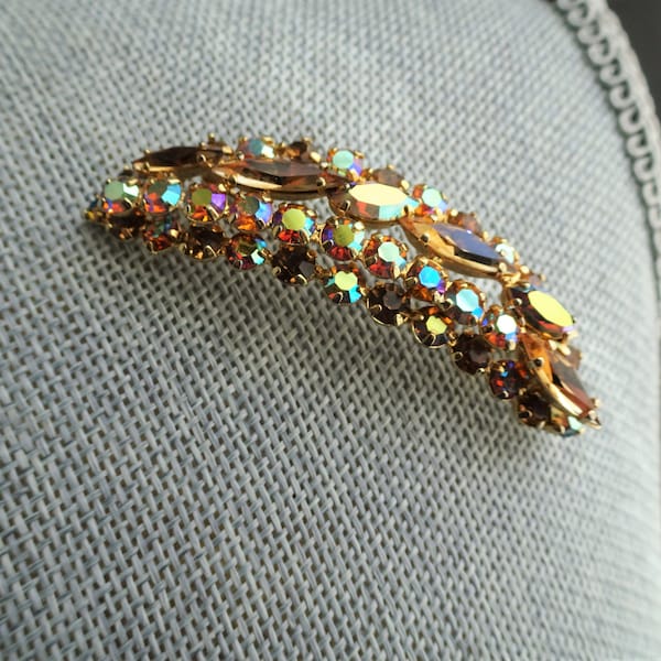 LOVELY Vintage Glittering TOPAZ and Aurora Borealis Rhinestone Brooch,Prong Set,Brilliant Rhinestones,Swarovski Crystal,Collectible Jewelry