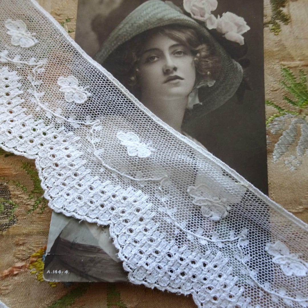 ANTIQUE Netted Lace Trim, for Dolls,half Dolls, Victorian Edwardian ...