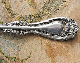 Lovely ART NOUVEAU Spoon,Ornate Large Serving Spoon,Silver Plate, Wm A Rogers,Vintage Flatware Replacement,Silverware,Collectible Silver