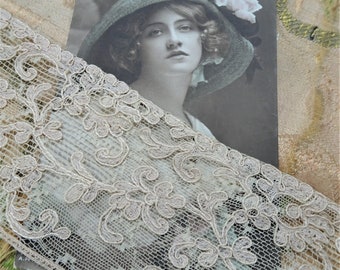 BEAUTIFUL Antique FRENCH Fine Lace Trim,Flounce,Intricate Pattern For Bridal Dress,Dolls,Flapper Dress,Heirloom Sewing,Antique Lace Textiles