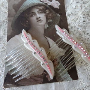 BEAUTIFUL 1950s Hair Combs,lovely AB Rhinestones,pearl White  display picture 3