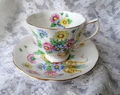 ENGLISH Bone China Teacup and Saucer, Royal Albert, Flower of The Month Daisy ,Hand Painted Cup and Saucer Set, Collectible Vintage Teacups