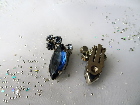 SPARKLING Vintage 50s Earrings,GLITTERING Art Gla… - image 3