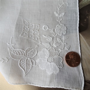 LOVELY Antique APPENZELL Hanky,Stunning Applique Hand Drawn Thread Work Embroidered Hankie,Wedding Bridal Hanky,Collectible Vintage Hankies