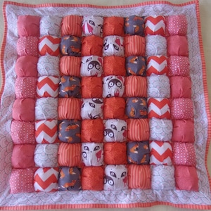 Baby Puff Blanket/Bubble quilt 29&quot;x29&quot;  - foxes on orange