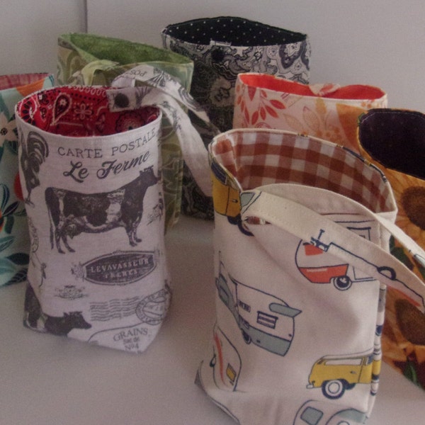 Hanging car trash bin/caddie/bag for trash, snacks, accessories, etc. Reusable/Washable cotton canvas. 6 1/2" wide x 8 1/2" long x 5" depth