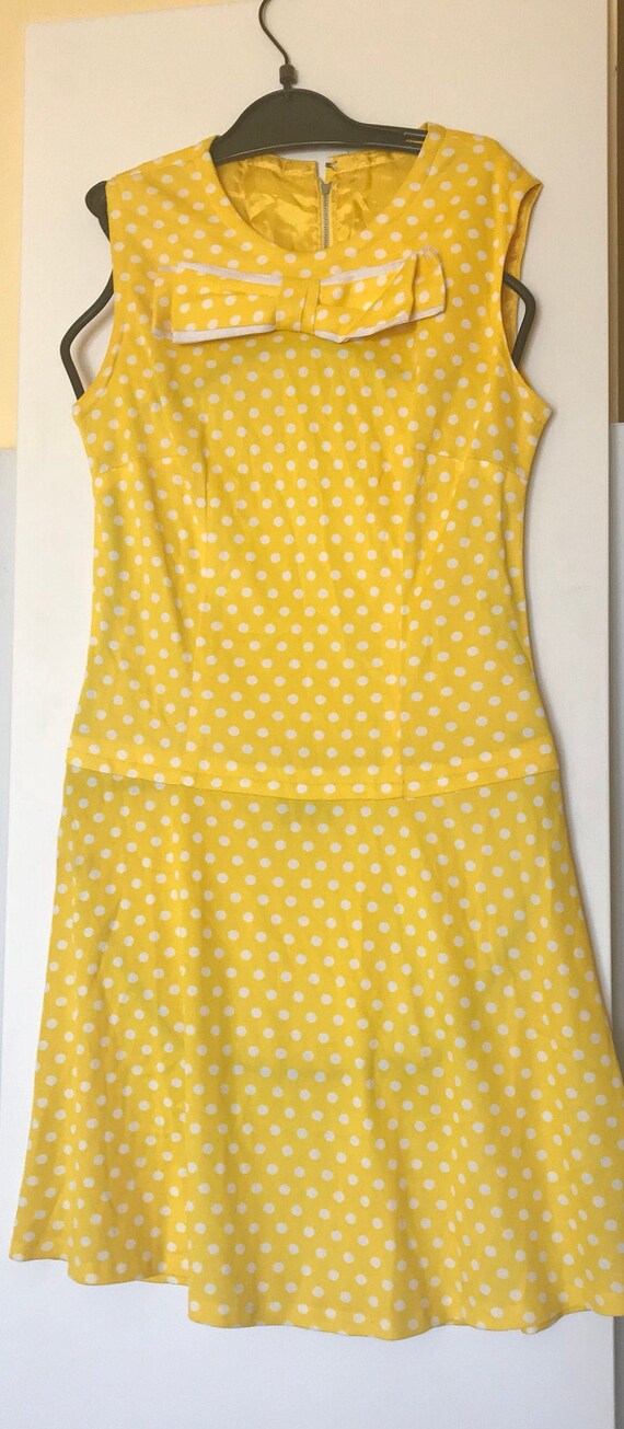 yellow pinup dress