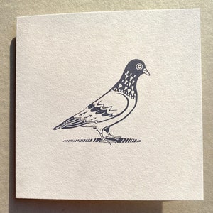 Cartão de pombo impresso à mão - Ilustração - Feito à mão - Serigrafia - Design - Pássaro - Moderno de meados do século - Cartão de felicitações - Serigrafia
