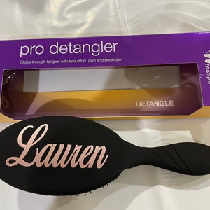 Free Shipping! Monogrammed Wet Brush