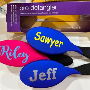 Free Shipping! Monogrammed Wet Brush