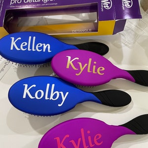 Free Shipping! Monogrammed Wet Brush