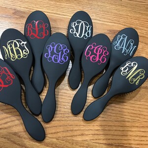 Free Shipping! Monogrammed Wet Brush
