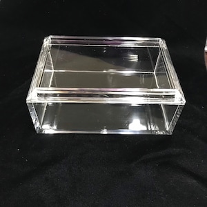 monogrammed acrylic jewelry box with removable lid image 5