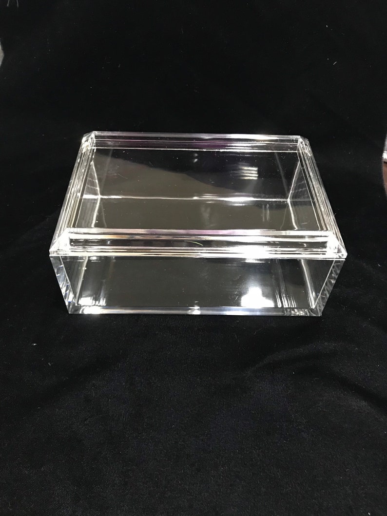 monogrammed acrylic jewelry box with removable lid image 5