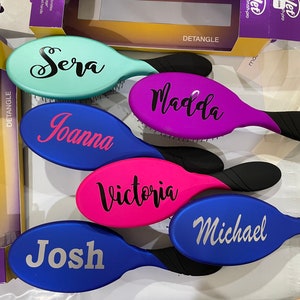 Free Shipping! Monogrammed Wet Brush