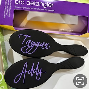 Free Shipping! Monogrammed Wet Brush