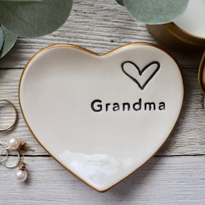 Ring Dish, Grandma Gift, New Grandma Gift, Heart Dish, Pregnancy Reveal, Great Grandma Gift