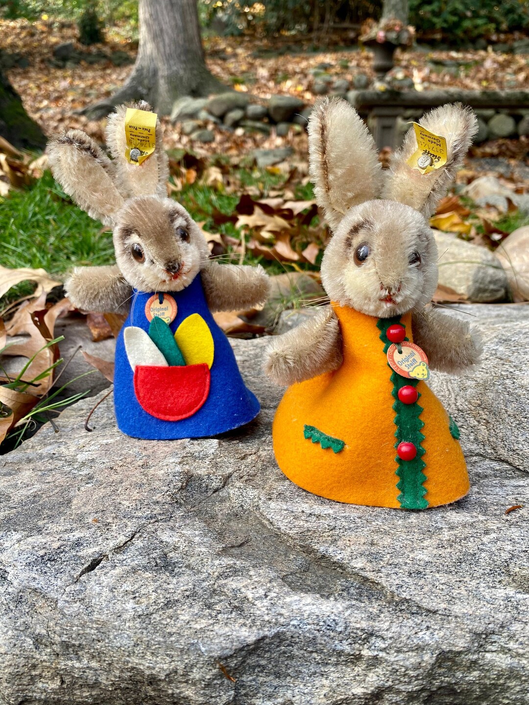 Pair Vintage Steiff Rabbits, Steiff Mohair & Felt Mini Nightcap / Hide ...