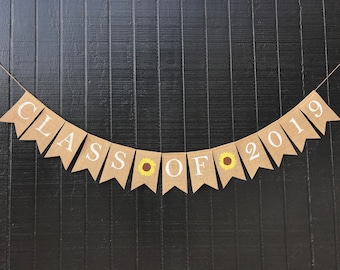 Sunflower Graduation Banner, CLASS of 2023 Burlap Banner, Graduation Party Decor, Graduation Banner, Graduation Announcement