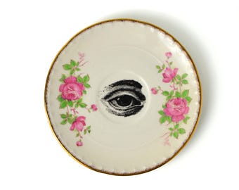 Vintage Eye Redesigned/Upcycled Vintage China Wall Art Home Decor