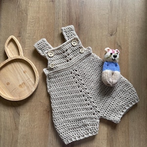 0-3 months neutral crochet rompers/crochet baby rompers/gender neutral baby clothing