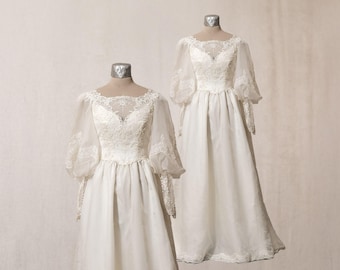 XSmall GIGIS CLOSETTE Vintage 1980s Lace Puffy Sleeve Wedding Dress, Small Bridal Gown #Q