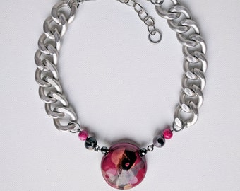 Magenta Kazuri Short Necklace