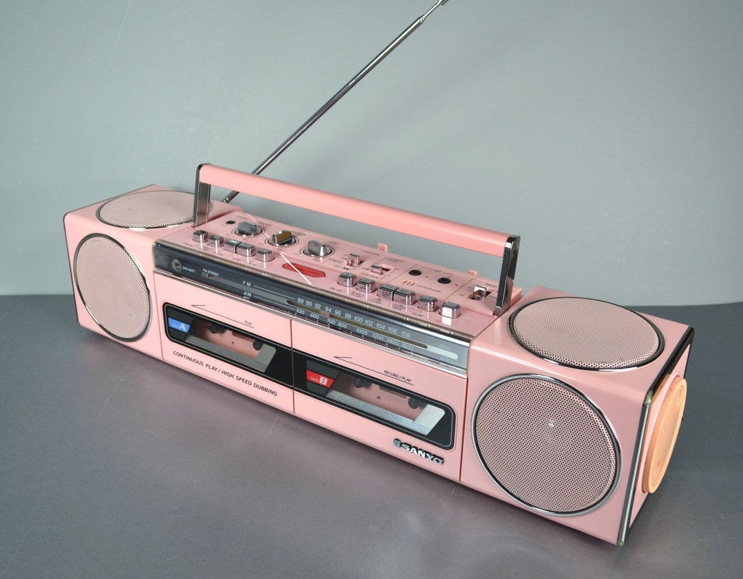 Sanyo Pink Boombox Model M-W 800 (rare): Stereo Radio, Dual