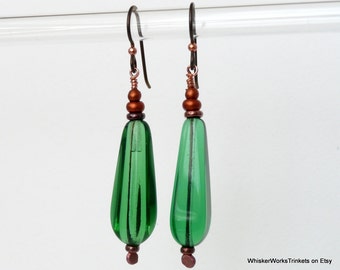 Rustic Drop Earrings -- Square Teardrops -- Kelly Green and Copper Earrings -- Niobium Earwires