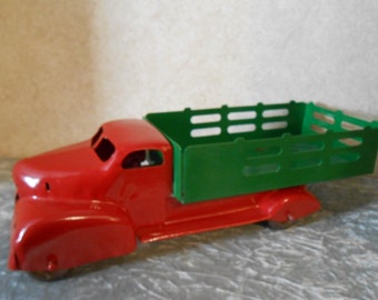 1940's Marx Metal DeliveryTruck