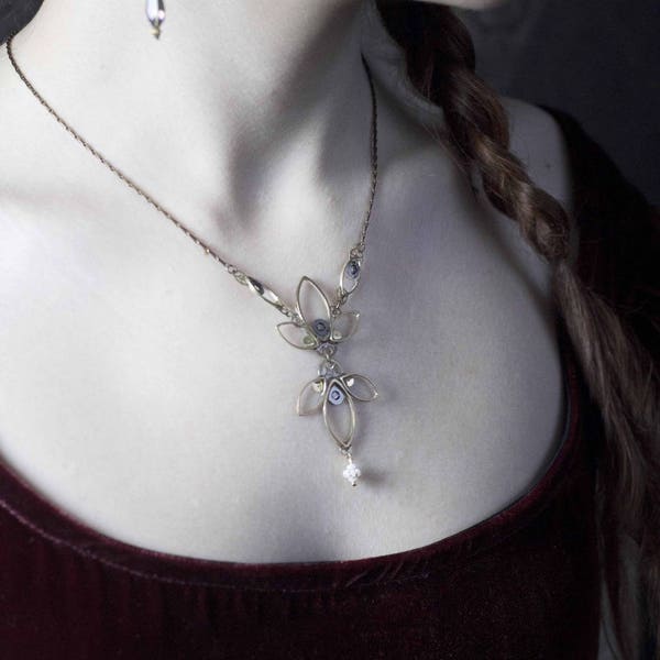 Collier FLEUR DE LYS