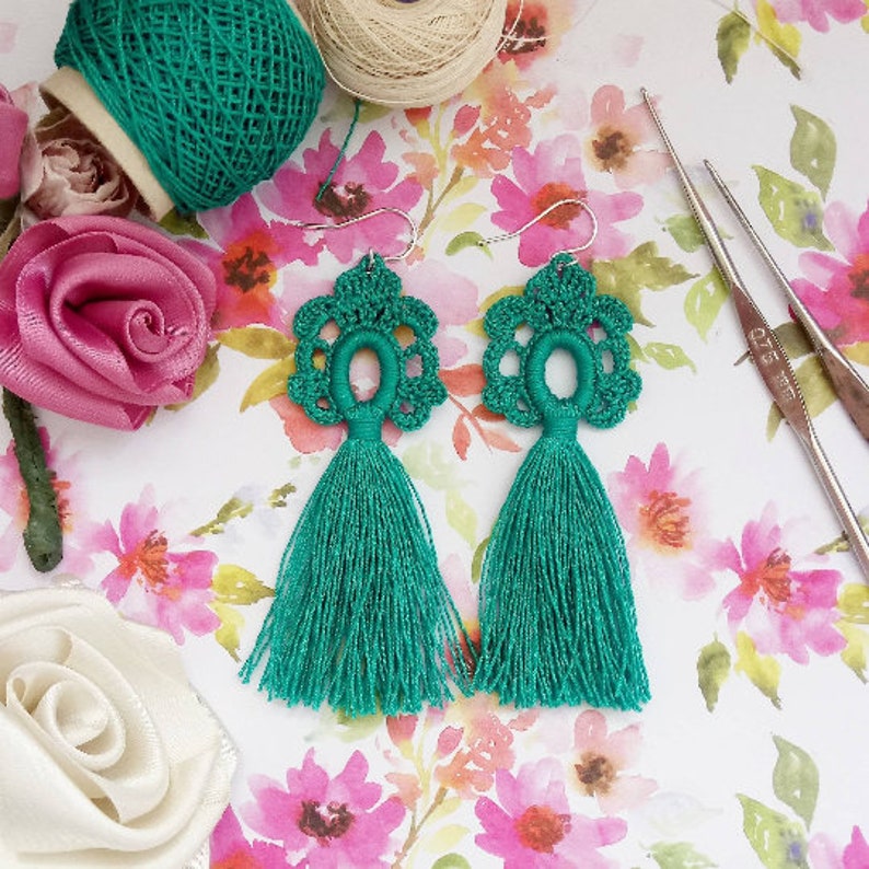 Crochet pattern tassel earrings, dip dye tassel earrings tutorial, crochet PDF pattern digital download. image 2
