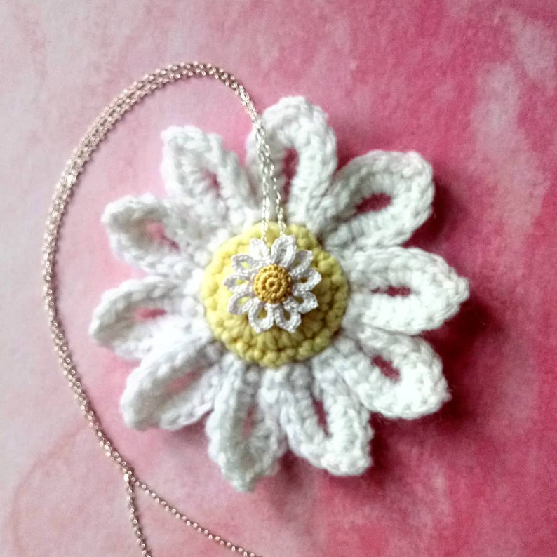 Micro crochet daisy and sunflower jewellery pattern, crochet flower making tutorial, crochet PDF pattern digital download image 7