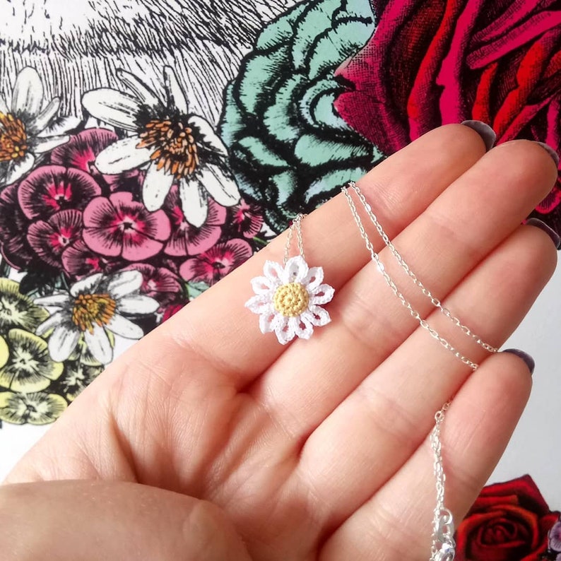 Micro crochet daisy and sunflower jewellery pattern, crochet flower making tutorial, crochet PDF pattern digital download image 3