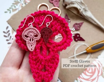 Micro crochet bird skull earring pattern, skull charm, crochet skull making tutorial, PDF digital download, Halloween accessories tutorial