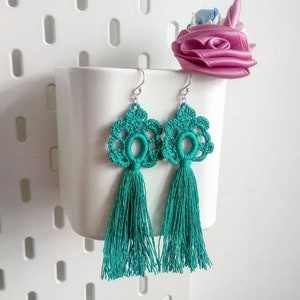 Crochet pattern tassel earrings, dip dye tassel earrings tutorial, crochet PDF pattern digital download. image 7