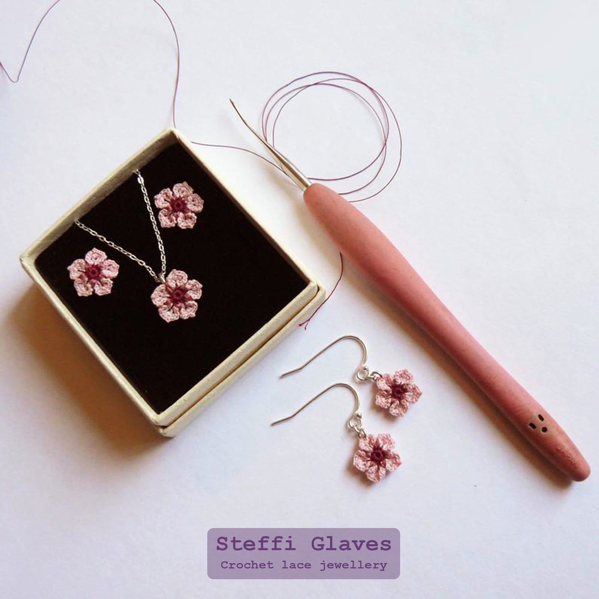 Micro crochet Forget me not and cherry blossom jewellery pattern, crochet flower making tutorial, crochet PDF pattern digital download