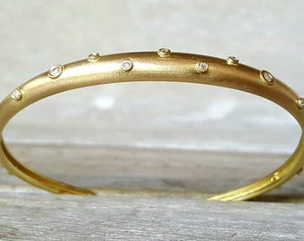 Diamond cuff bracelet-diamond cluster cuff bracelet-multiple diamond cuff bracelet-18k gold diamond bracelet- constellation cuff