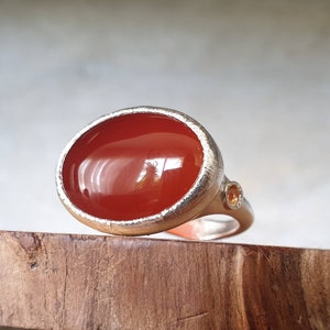 Carnelian ring- sapphire ring- silver carnelian ring- big cabochon ring- orange ring- statement ring- cocktail ring- sapphire ring